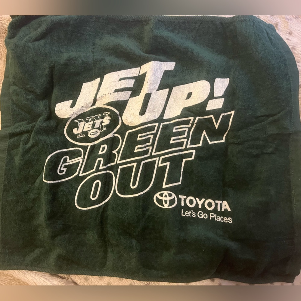 Green Jets hand Towel